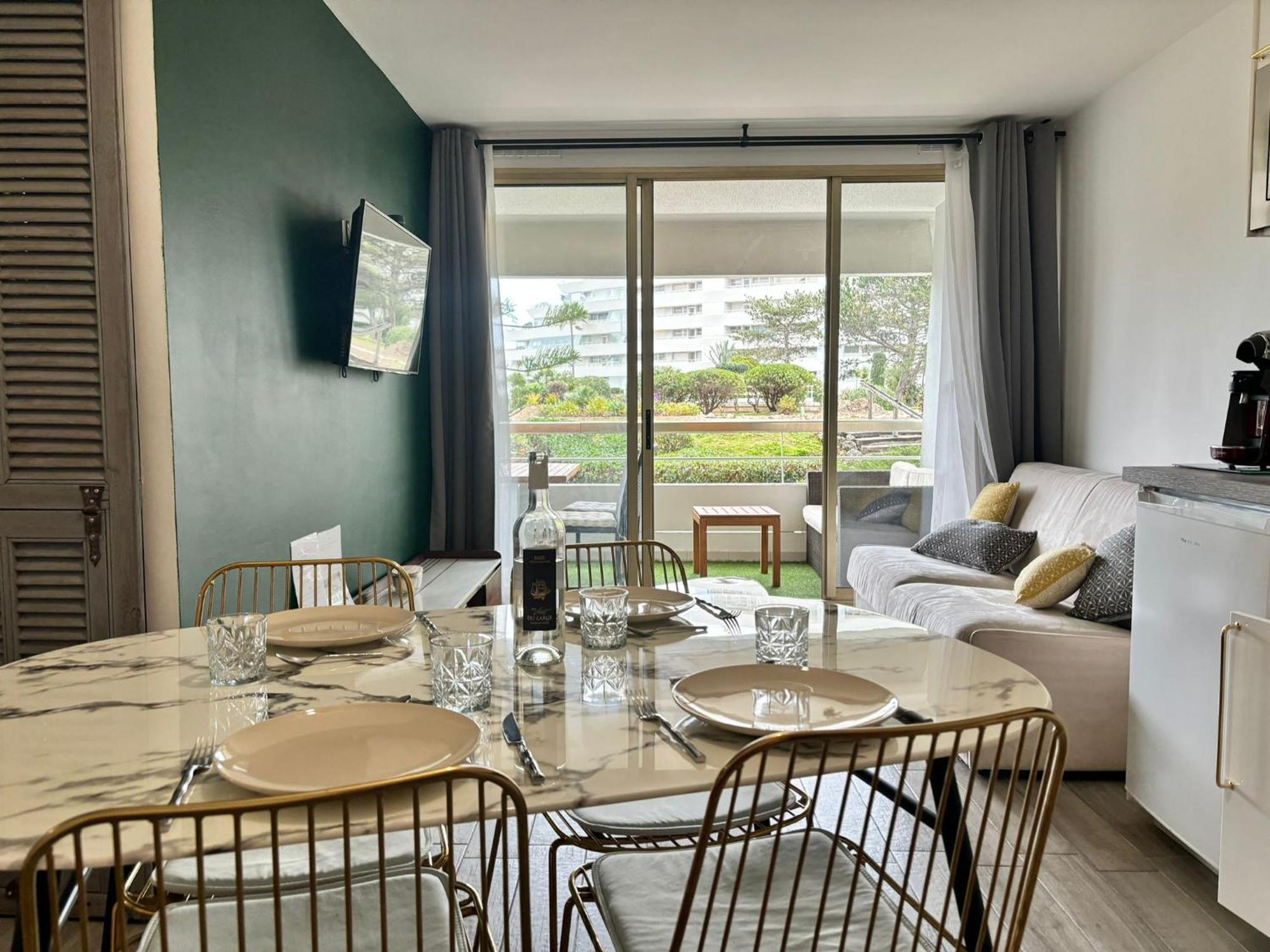 Apartamento 4 Pers , 100m De La Marina Baie Des Anges French Riviera *